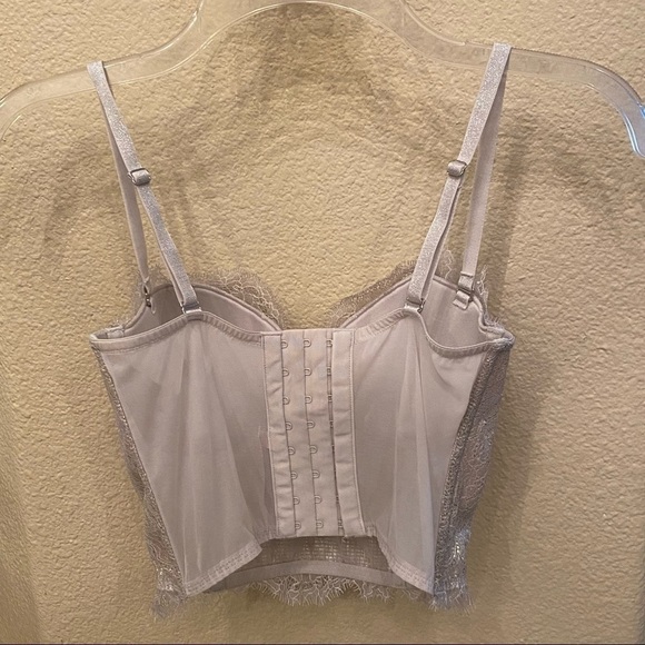 NWT~VICTORIA’S SECRET Light Gold Metallic Lace Bra Top Size 34C - Picture 5 of 8